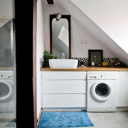 Stylowy, Przestronny 80m2 Na Zielonej Ulicy W Centrum 아파트